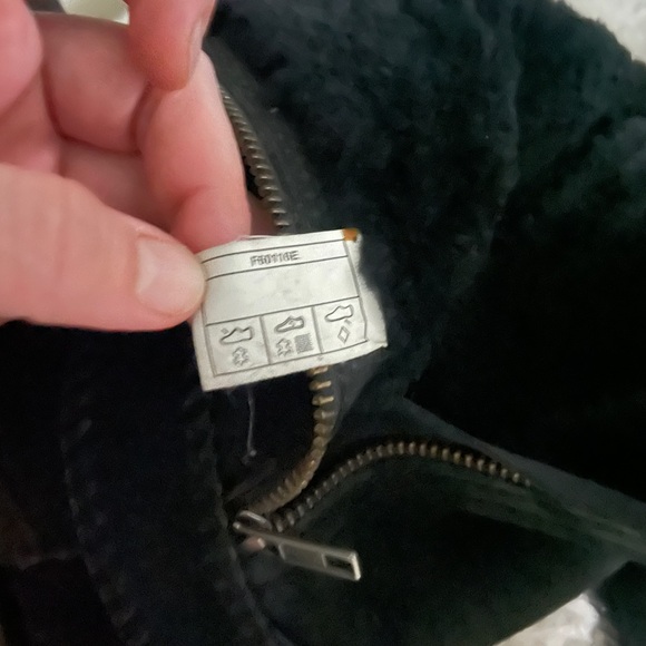 Ugg fold down boots - Picture 8 of 9